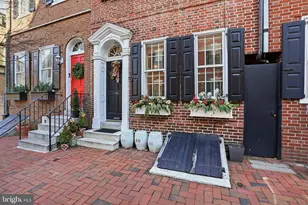 131 Pine St, Philadelphia, PA 19106 - Photo 4