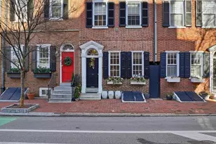 131 Pine St, Philadelphia, PA 19106 - Photo 1