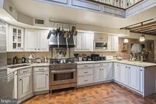 131 Pine St, Philadelphia, PA 19106 - Photo 14