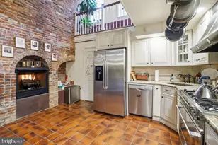 131 Pine St, Philadelphia, PA 19106 - Photo 12