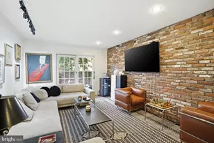 131 Pine St, Philadelphia, PA 19106 - Photo 8