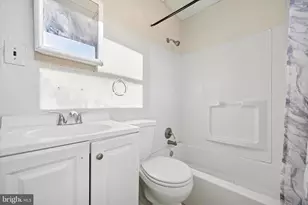 6340 Theodore St, Philadelphia, PA 19142 - Photo 10