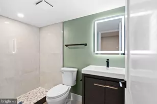 2722 Wharton St, Philadelphia, PA 19146 - Photo 38