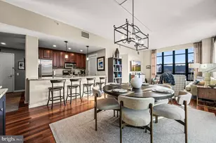 319 Vine St, Philadelphia, PA 19106 - Photo 2