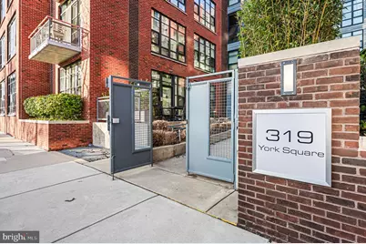 319 Vine Street #411, Philadelphia, PA 19106 - Photo 24