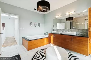 2249 Fitzwater St, Philadelphia, PA 19146 - Photo 16