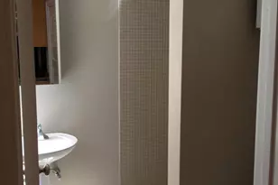 324 S Juniper St, Philadelphia, PA 19107 - Photo 4