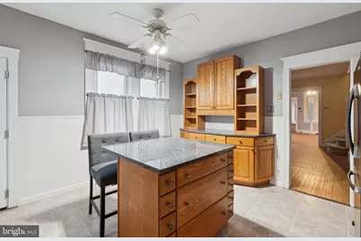 7333 Lawndale Avenue, Philadelphia, PA 19111 - Photo 20