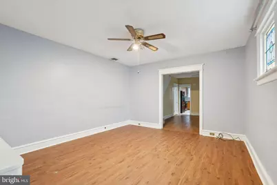 7333 Lawndale Avenue, Philadelphia, PA 19111 - Photo 10