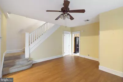 7333 Lawndale Avenue, Philadelphia, PA 19111 - Photo 12