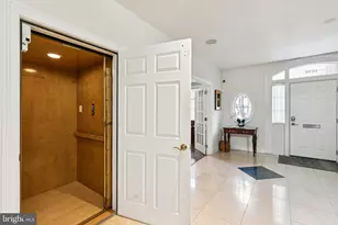 1636 North St, Philadelphia, PA 19130 - Photo 8