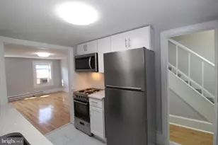 1017 Pine St, Philadelphia, PA 19107 - Photo 2