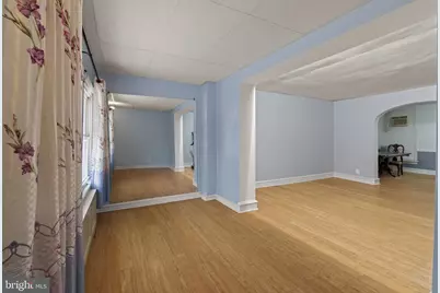 6904 Chelwynde Avenue, Philadelphia, PA 19142 - Photo 6