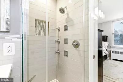 933 E Slocum Street, Philadelphia, PA 19150 - Photo 16