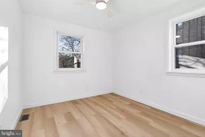 1230 W Susquehanna Avenue, Philadelphia, PA 19122 - Photo 22