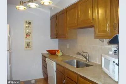 1420 Locust Street #28C, Philadelphia, PA 19102 - Photo 4
