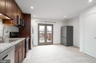 1717 Green St, Philadelphia, PA 19130 - Photo 14