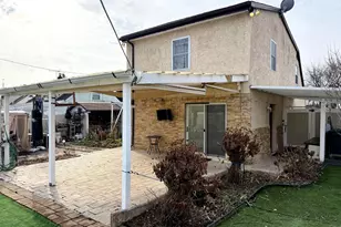 813 Piermont St, Philadelphia, PA 19116 - Photo 2