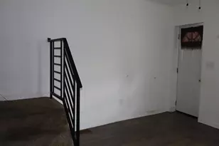 527 E Walnut Ln, Philadelphia, PA 19144 - Photo 8