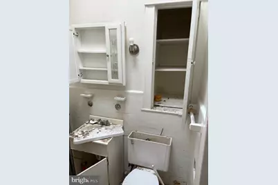 1965 Georgian Road, Philadelphia, PA 19138 - Photo 16