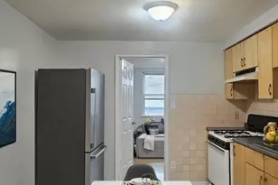 354 Devereaux Ave, Philadelphia, PA 19111 - Photo 4