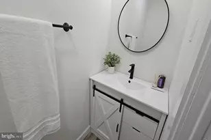 5457 Cedar Ave, Philadelphia, PA 19143 - Photo 28