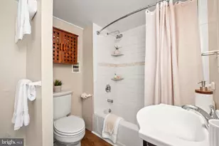 39 W Durham St, Philadelphia, PA 19119 - Photo 16