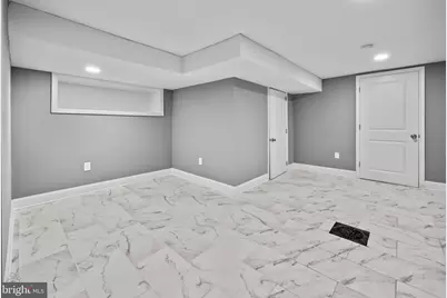 558 E Locust Avenue, Philadelphia, PA 19144 - Photo 24