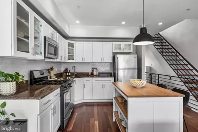 1627 Fairmount Avenue #B, Philadelphia, PA 19130 - Photo 10