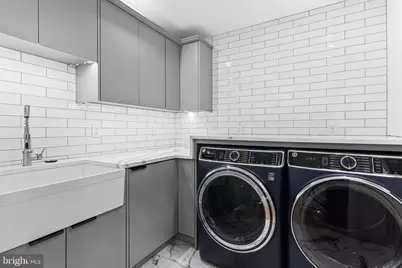 227 E Allen Street, Philadelphia, PA 19125 - Photo 52