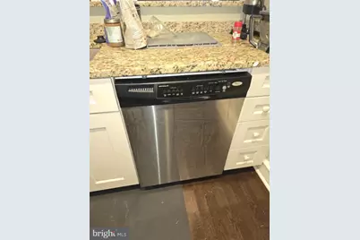 201 N 8th Street #404, Philadelphia, PA 19106 - Photo 8