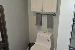 201 N 8th St, Philadelphia, PA 19106 - Photo 18