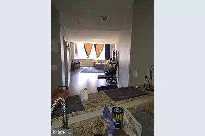 201 N 8th Street #404, Philadelphia, PA 19106 - Photo 4