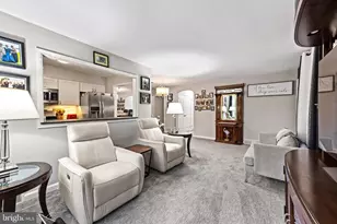 8102 Lister St, Philadelphia, PA 19152 - Photo 10