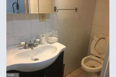 1113 W Thompson Street, Philadelphia, PA 19122 - Photo 14