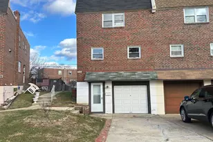 346 Ridgeway Pl, Philadelphia, PA 19116 - Photo 1
