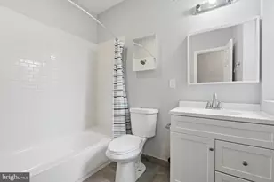 2202 N Bouvier St, Philadelphia, PA 19132 - Photo 8