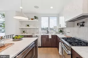 608 N Brenna Walk, Philadelphia, PA 19123 - Photo 12