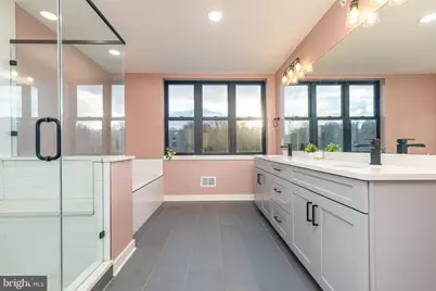 4523 Riverside Way, Philadelphia, PA 19127 - Photo 36