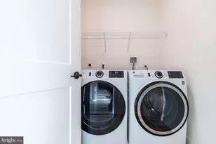 4523 Riverside Way, Philadelphia, PA 19127 - Photo 32