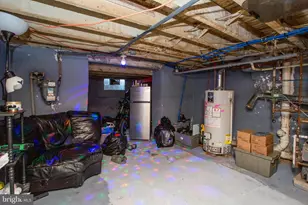 2028 S Alden St, Philadelphia, PA 19143 - Photo 32