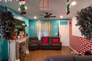 2069 Margaret St, Philadelphia, PA 19124 - Photo 8