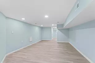 808 S 56th St, Philadelphia, PA 19143 - Photo 22