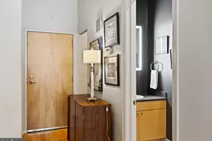 1100 S Broad St, Philadelphia, PA 19146 - Photo 2