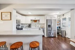 442 Hermit St, Philadelphia, PA 19128 - Photo 12