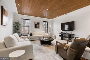 2041 Locust St, Philadelphia, PA 19103 - Photo 58