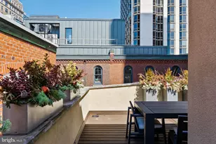 2041 Locust St, Philadelphia, PA 19103 - Photo 44