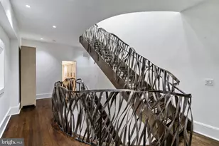 2041 Locust St, Philadelphia, PA 19103 - Photo 34