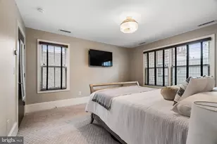 2041 Locust St, Philadelphia, PA 19103 - Photo 64