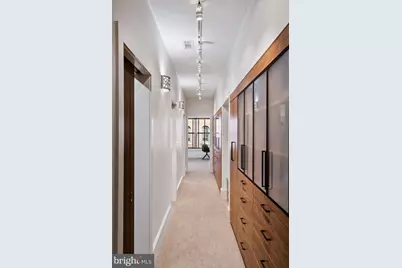 2041 Locust Street, Philadelphia, PA 19103 - Photo 14